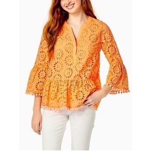 Almost new Lilly Pulitzer Vibrant Orange Top. Size Large
